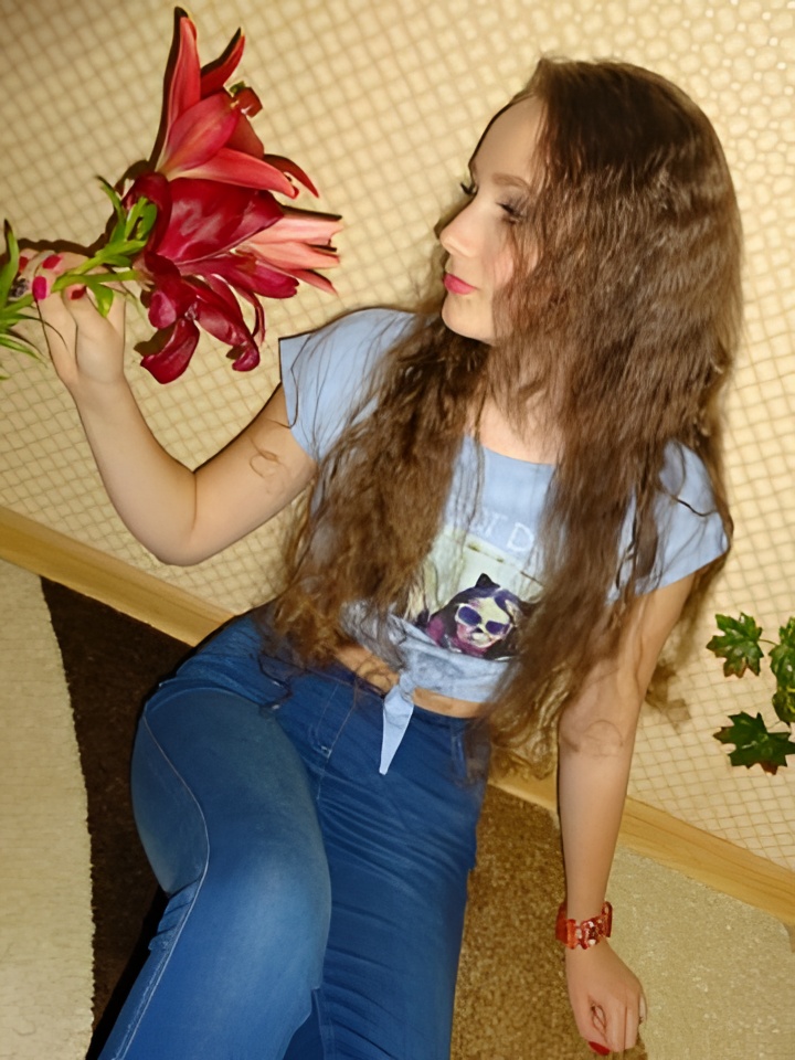 Эмма привлекальеная девушка из Карачаевск цена от 2500 руб