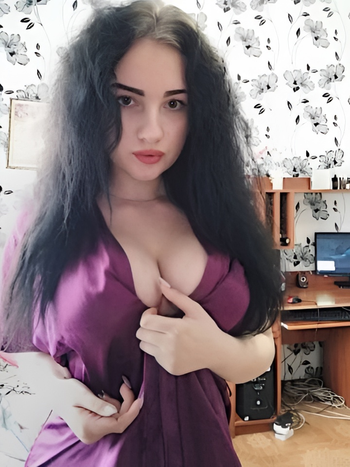 Кристина привлекальеная девушка из Карачаевск цена от 2500 руб