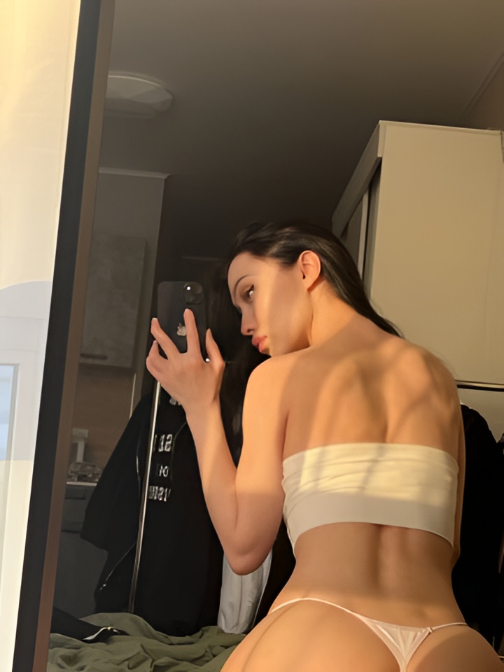 Лизочка привлекальеная девушка из Карачаевск цена от 4000 руб