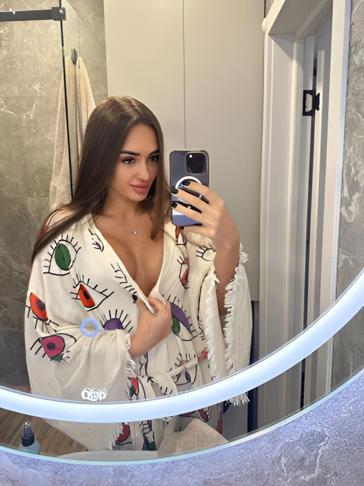 Людмила привлекальеная девушка из Карачаевск цена от 3000 руб