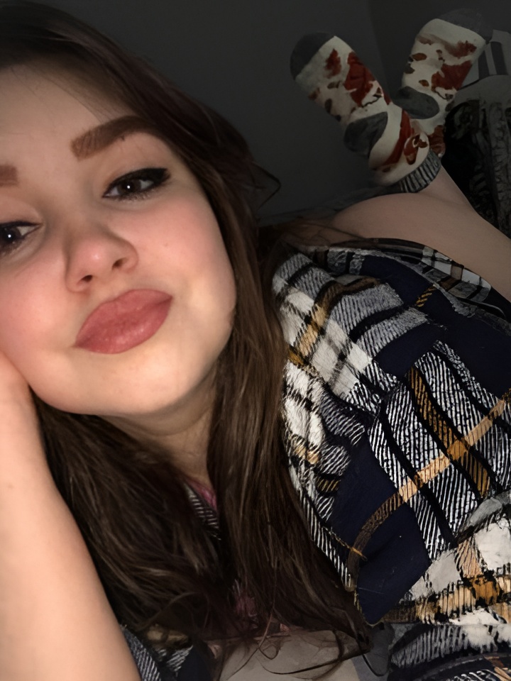 Виталина привлекальеная девушка из Карачаевск цена от 3000 руб