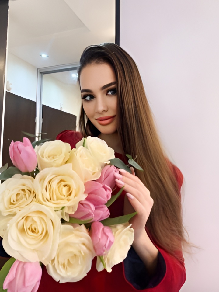 Ярослава привлекальеная девушка из Карачаевск цена от 10000 руб