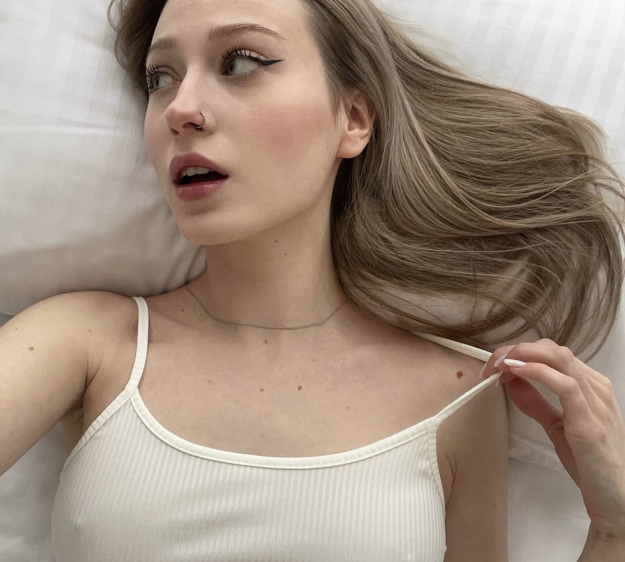 Юлия привлекальеная девушка из Карачаевск цена от 3000 руб