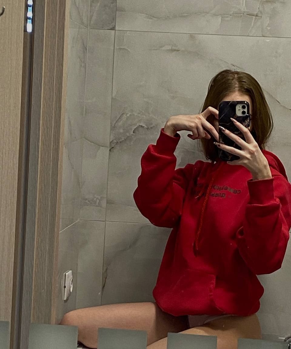 Надя привлекальеная девушка из Карачаевск цена от 3000 руб