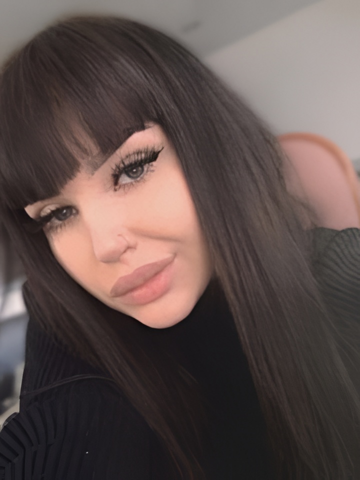 Индивидуалка Зиглинда, доступна для личного знакомства от 1500 руб