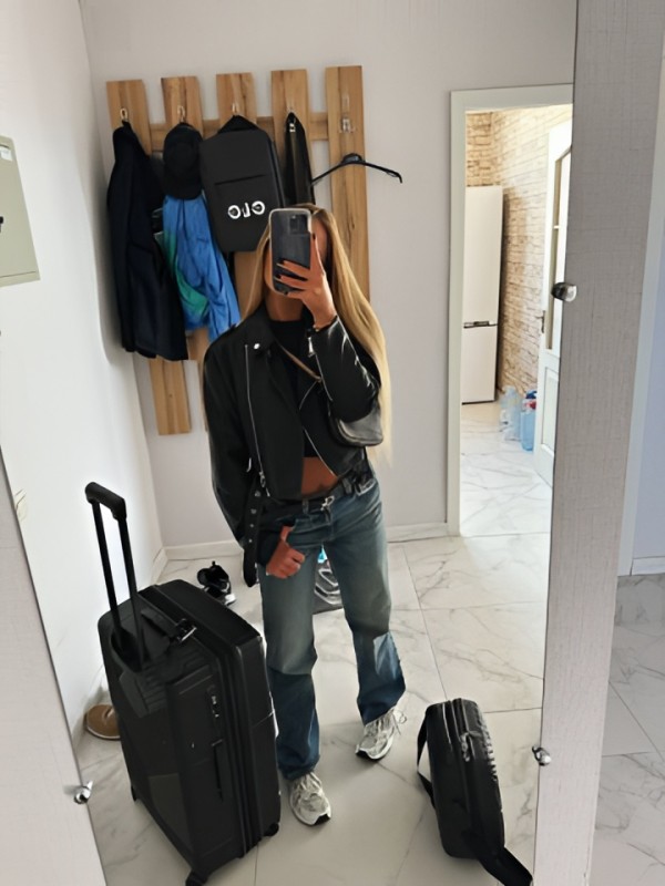 Агнесса привлекательная девушка из Карачаевск цена от 1500 руб