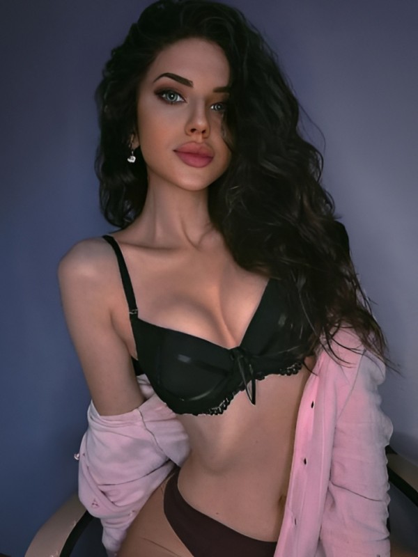 Галина привлекательная девушка из Карачаевск цена от 2500 руб