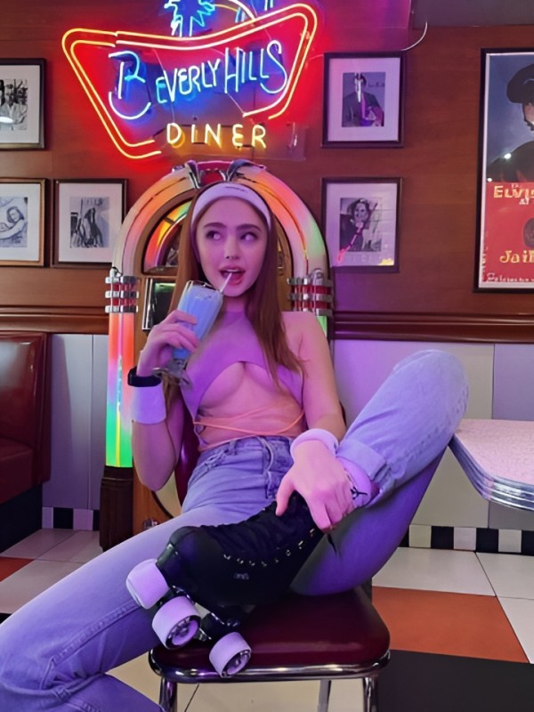 Снежана привлекательная девушка из Карачаевск цена от 2000 руб