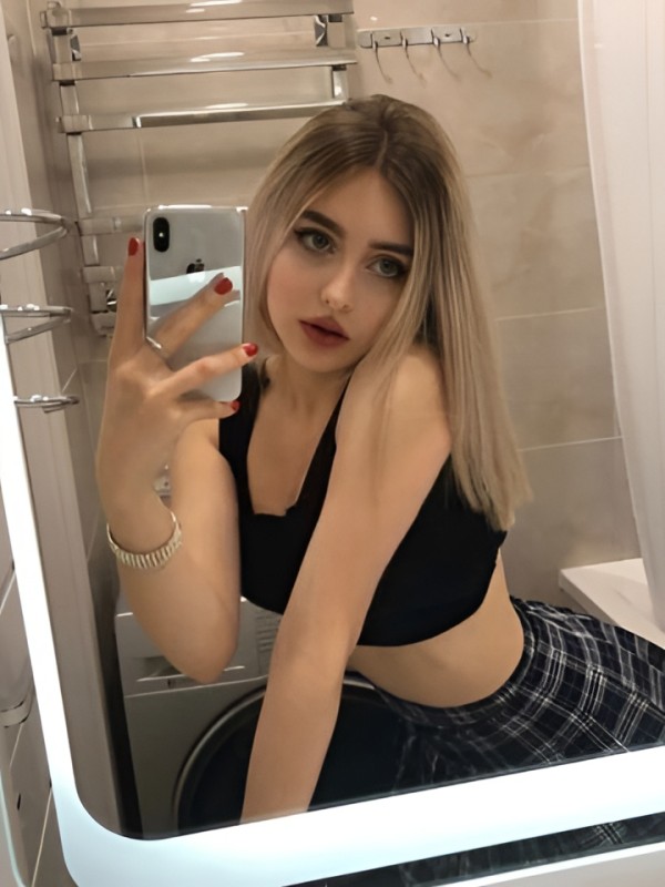 Зоя привлекательная девушка из Карачаевск цена от 2500 руб